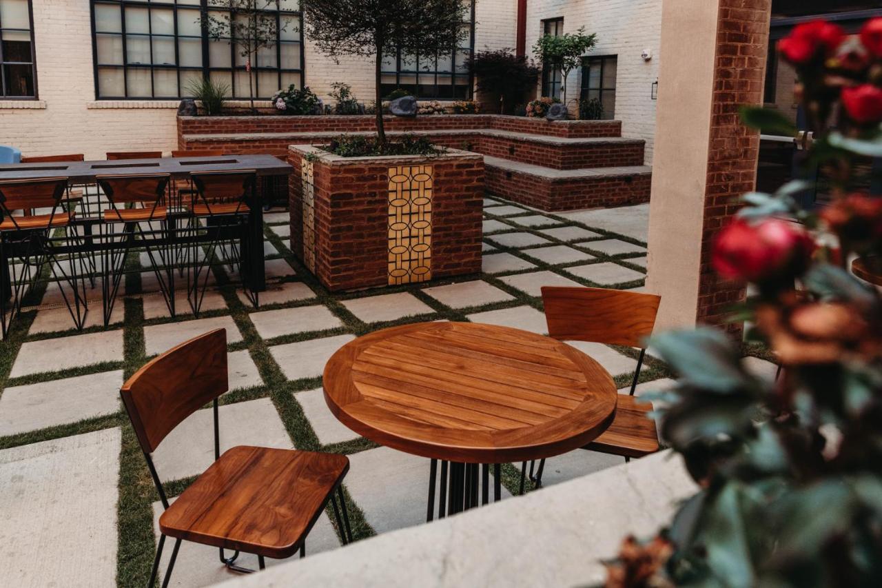 Brooklyn Style Studio Loft Minutes From Firstenergy Stadium 210 クリーブランド エクステリア 写真