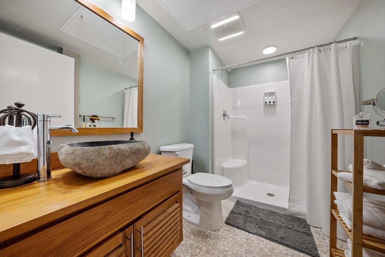 Brooklyn Style Studio Loft Minutes From Firstenergy Stadium 210 クリーブランド エクステリア 写真