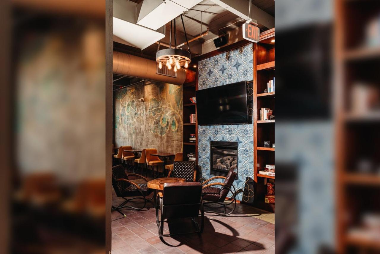 Brooklyn Style Studio Loft Minutes From Firstenergy Stadium 210 クリーブランド エクステリア 写真